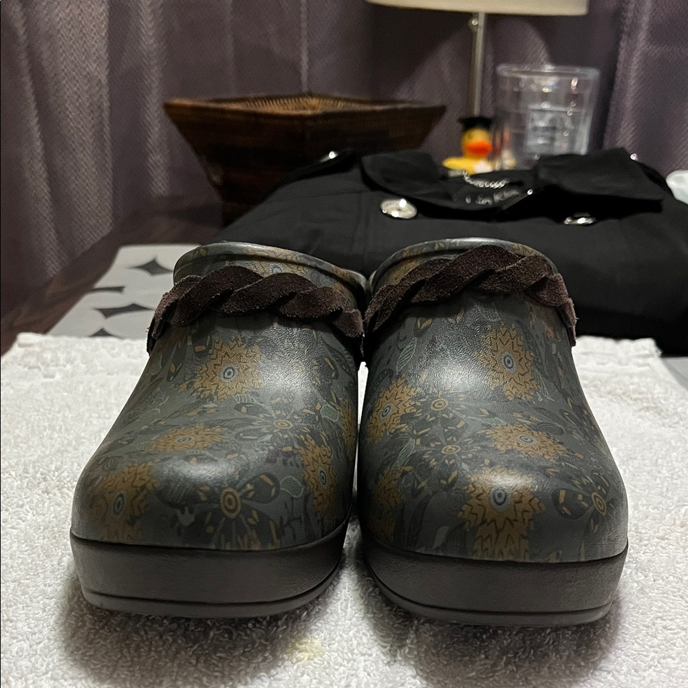 CROCS Brown and Gray Comfort Clogs